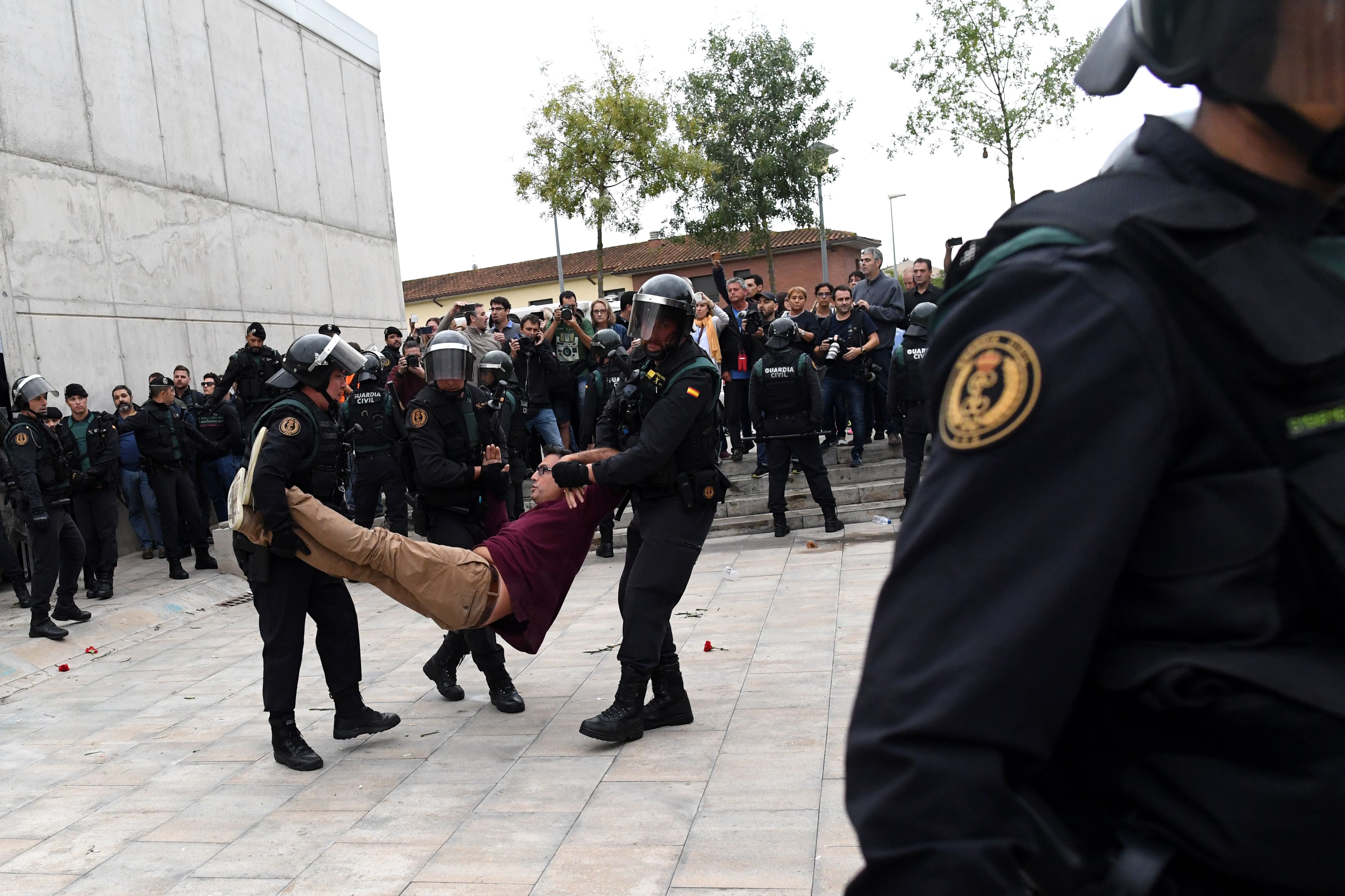 Independence Referendum Takes Place In Catalonia