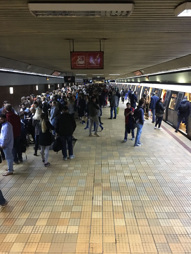 probleme tehnice metrou Piata Muncii 121017 (1)