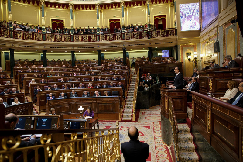 Spanish Parliament Votes To Allow Abdication Of King Juan Carlos