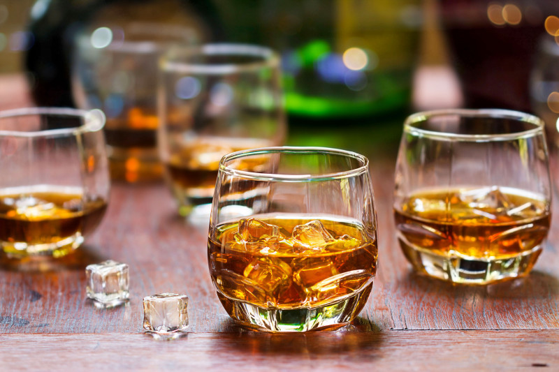 whiskey bautura alcool