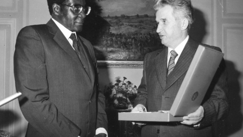 Robert Mugabe și Nicolae Ceaușescu, în august 1979.
