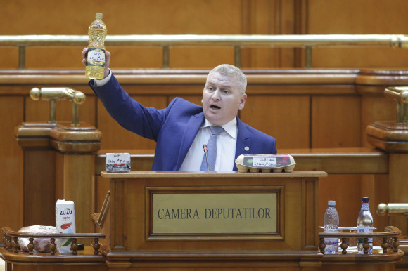 171123_MOTIUNE_00_INQUAM_Photos_Octav_Ganea florin roman alimente