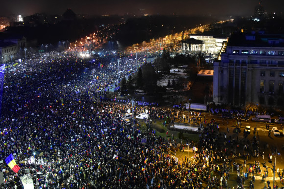 proteste februarie piata victoriei