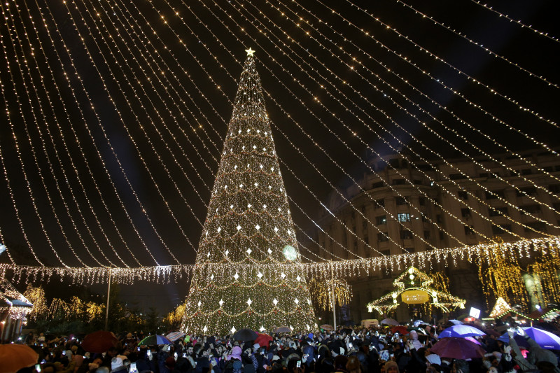 171201_Iluminat_Sarbatori_Bucuresti_INQUAM_Photos_Octav_Ganea_03