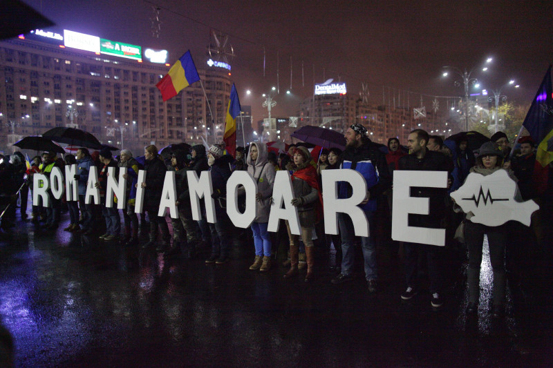171201_Protest_Romania_Moare_Inquam_Photos_Liviu_Florin_Albei_02