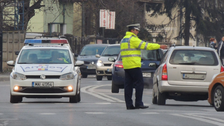 politist in trafic_fb politie