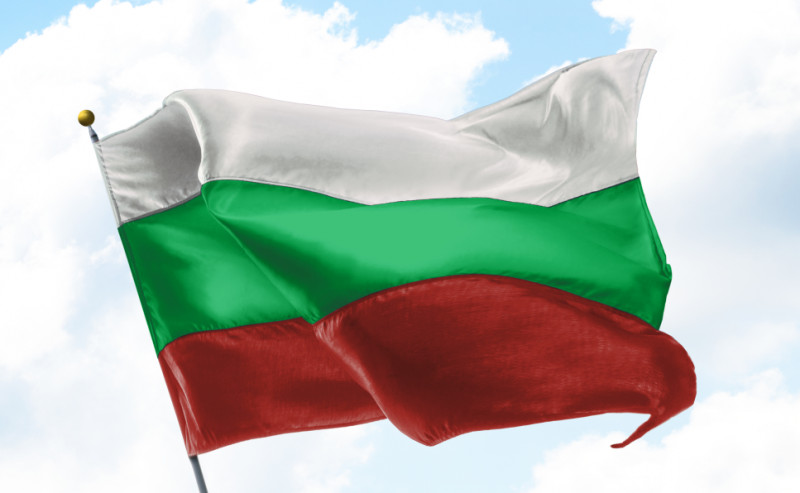 steag bulgaria drapel bulgaresc shutterstock