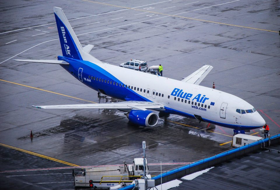 Blue Air a incheiat un acord cu TAROM. Avantajele pentru pasageri