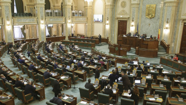 171219_protest senat PARLAMENT_01_INQUAM_Photos_Octav_Ganea