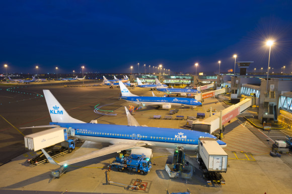 aeroportul schiphol amsterdam olanda
