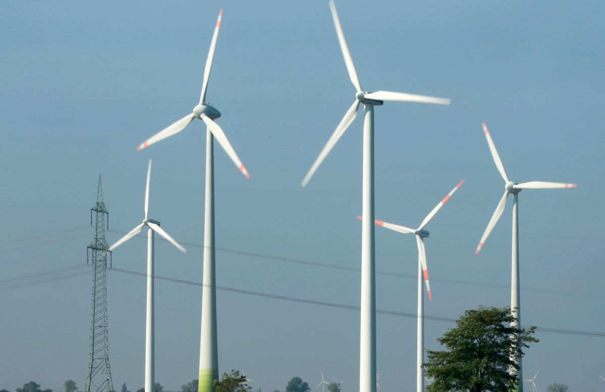 Premieră istorică. Mai multă electricitate din surse regenerabile produsă în UE decât din combustibili fosili