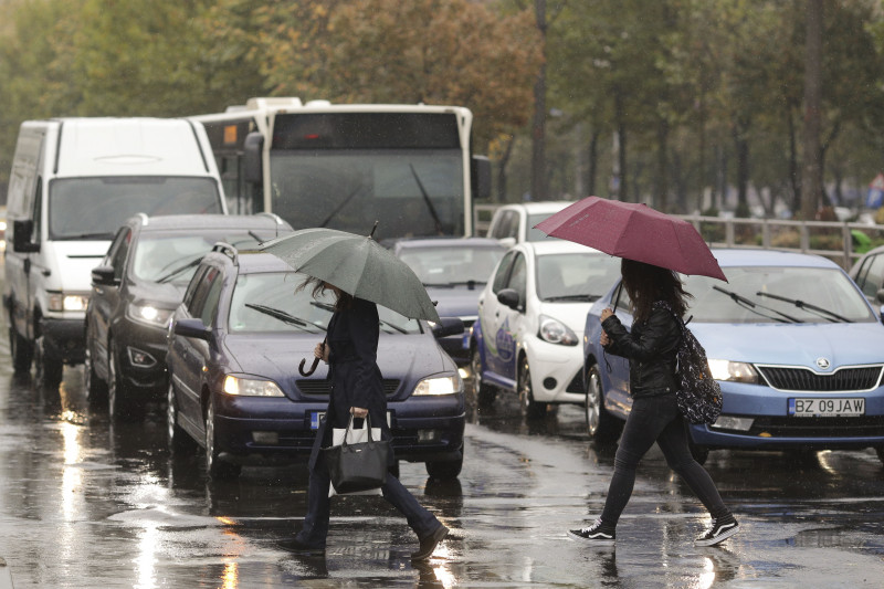 171024_METEO_VREME_ploaie bucuresti_07_INQUAM_Photos_Octav_Ganea