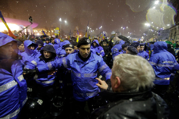 jandarm violent 180121_PROTEST_002_INQUAM_Photos_George_Calin