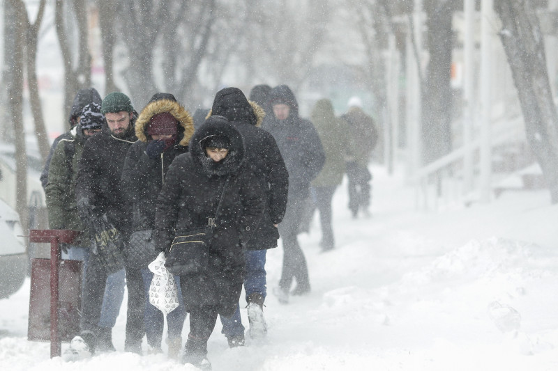 iarna zapada 180227_VISCOL_BUCURESTI_02_INQUAM_Photos_Octav_Ganea