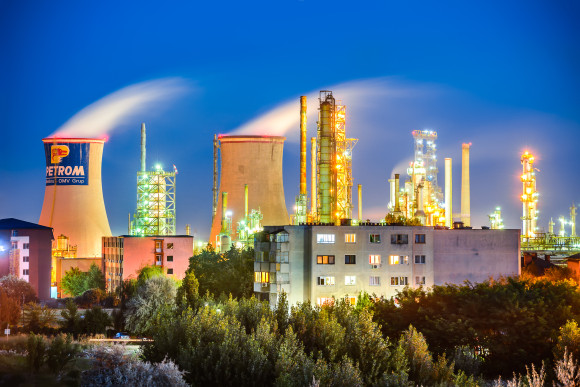 rafinarie brazi omv petrom_shutterstock_349048805