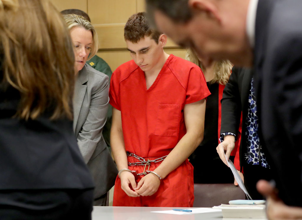 Nikolas Cruz, tânărul care a ucis 17 oameni la o școală din Florida, a fost condamnat la închisoare pe viață