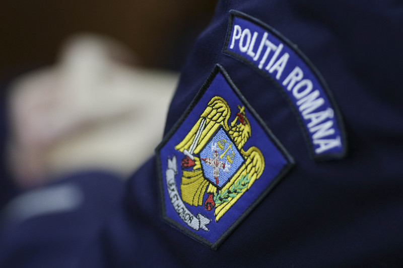 emblema politia romana_INQUAM_Photos_Octav_Ganea