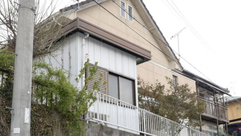 casa japonez tinut copil in cusca 20 de ani