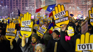 protest foto coruptia ucide