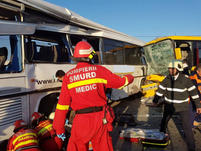 accident autobuz SM2