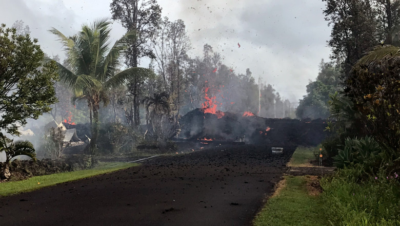 Hundreds Forced To Evacuate After Hawaii's Kilauea Volcano Erupts