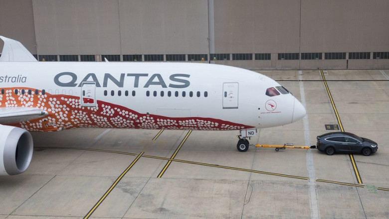 tesla_qantas-tow-e1526376436868