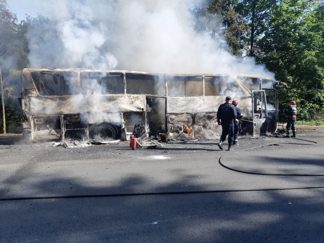 autocar incendiu Gutai (14)