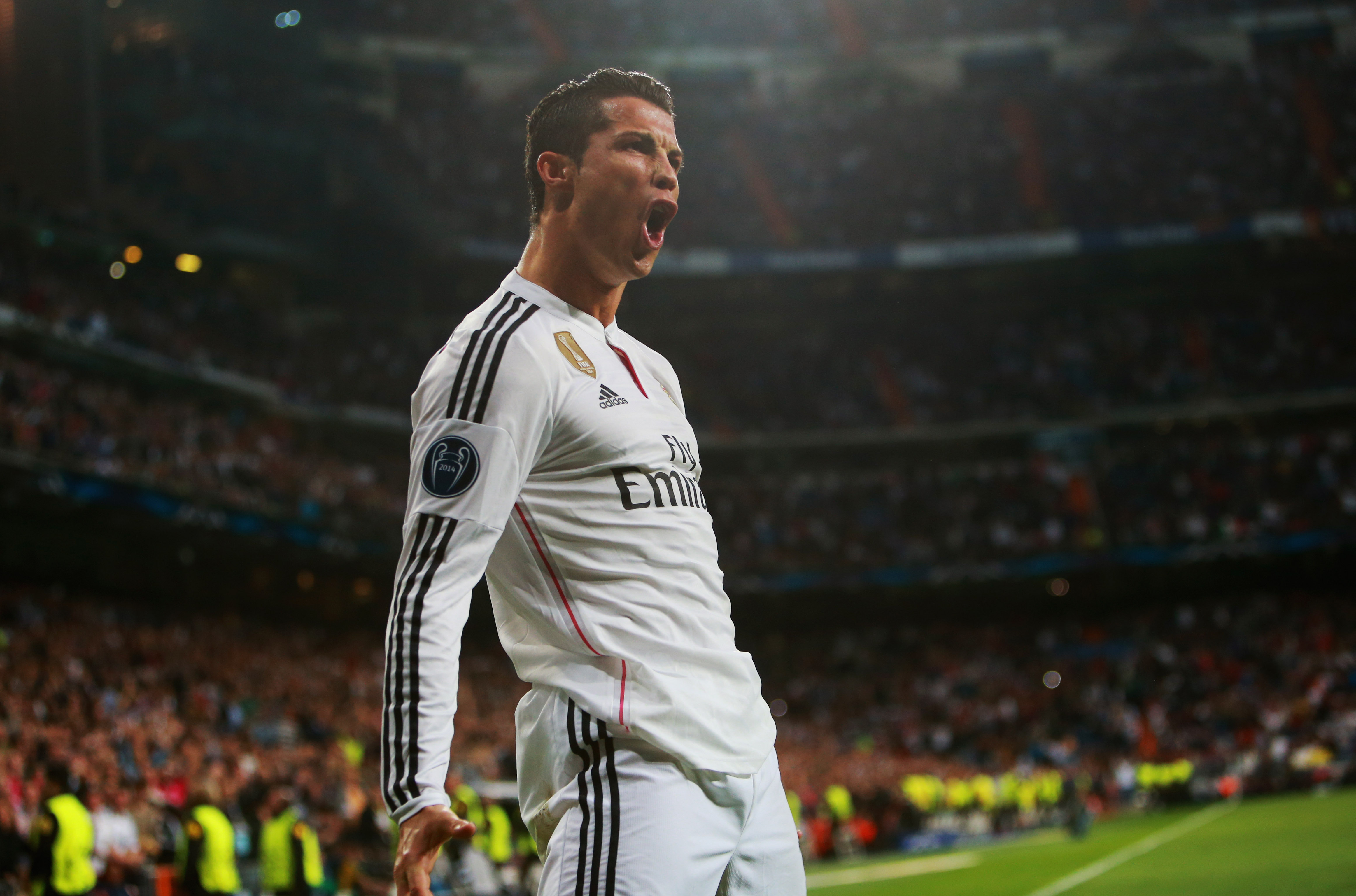 Cristiano Ronaldo are parametrii fizici superiori mediei fotbaliştilor mai tineri