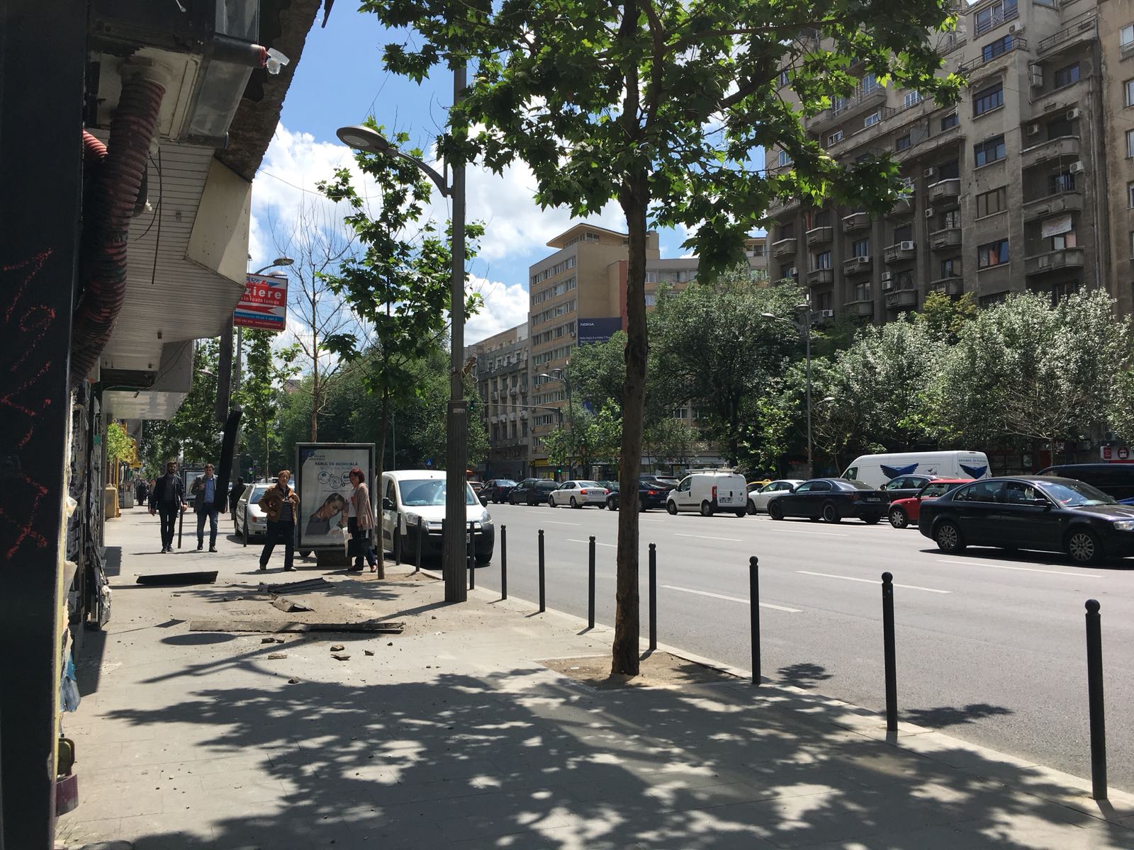 bucati de zid cazut Magheru 210518 (5)