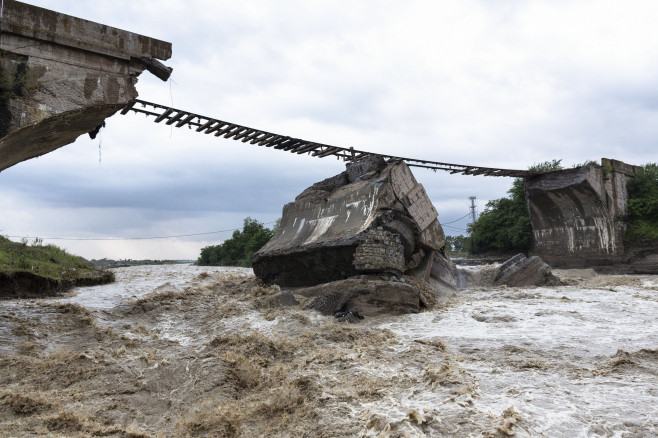 180629_INUNDATII_BUDILA_POD_CALE_FERATA_001_INQUAM_Photos_Liviu_Florin_Albei