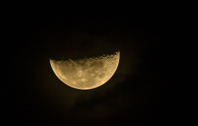 eclipsa de luna shutterstock