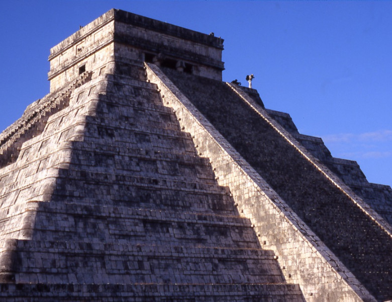 Kopie-von-Yucatan-Pyramide--All-rights-reserved-to-ORF.jpg
