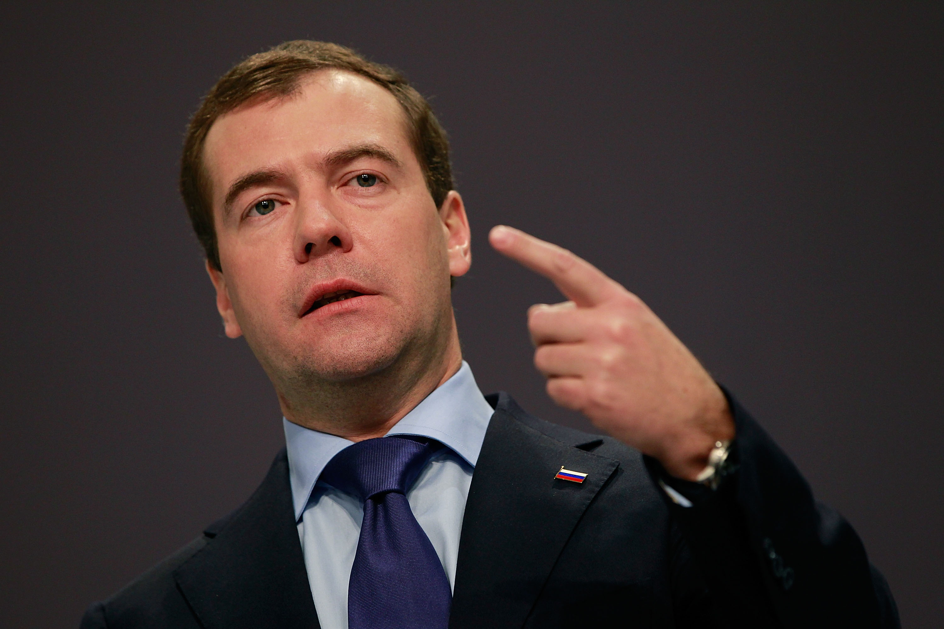 Medvedev, declarație halucinantă: Biden vrea să provoace un Armaghedon nuclear şi să ia cu el pe lumea cealaltă jumătate din umanitate