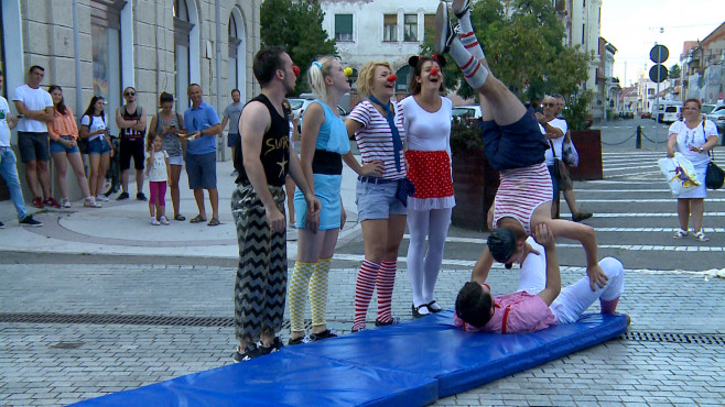 festival teatru acrobatii