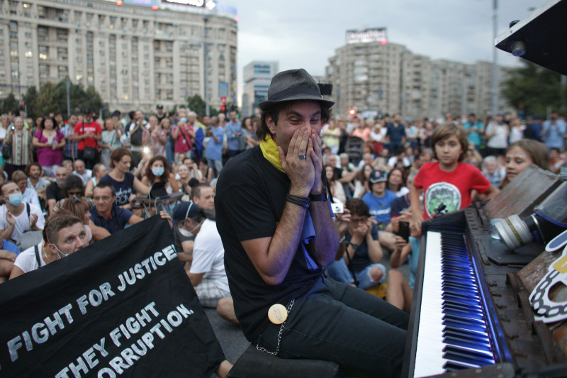 20180908194209_OGN_9547-01 protest pian victoriei 8 septembrie Inquam Photos Octav Ganea