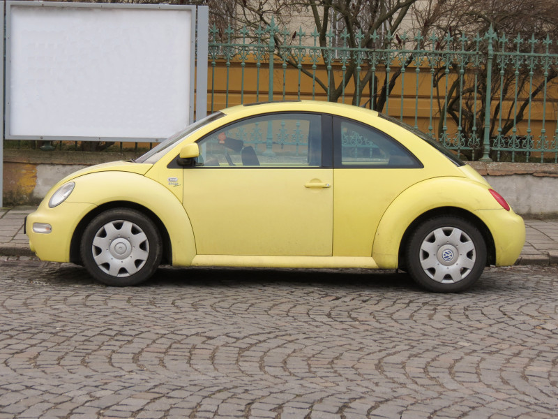 volkswagen beetle masina