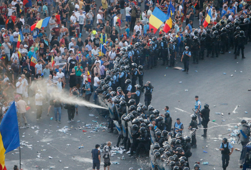 protest piata victoriei violente inquam ganea 2