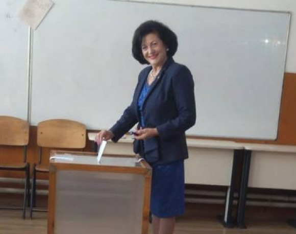 elvira sarapatin_fb