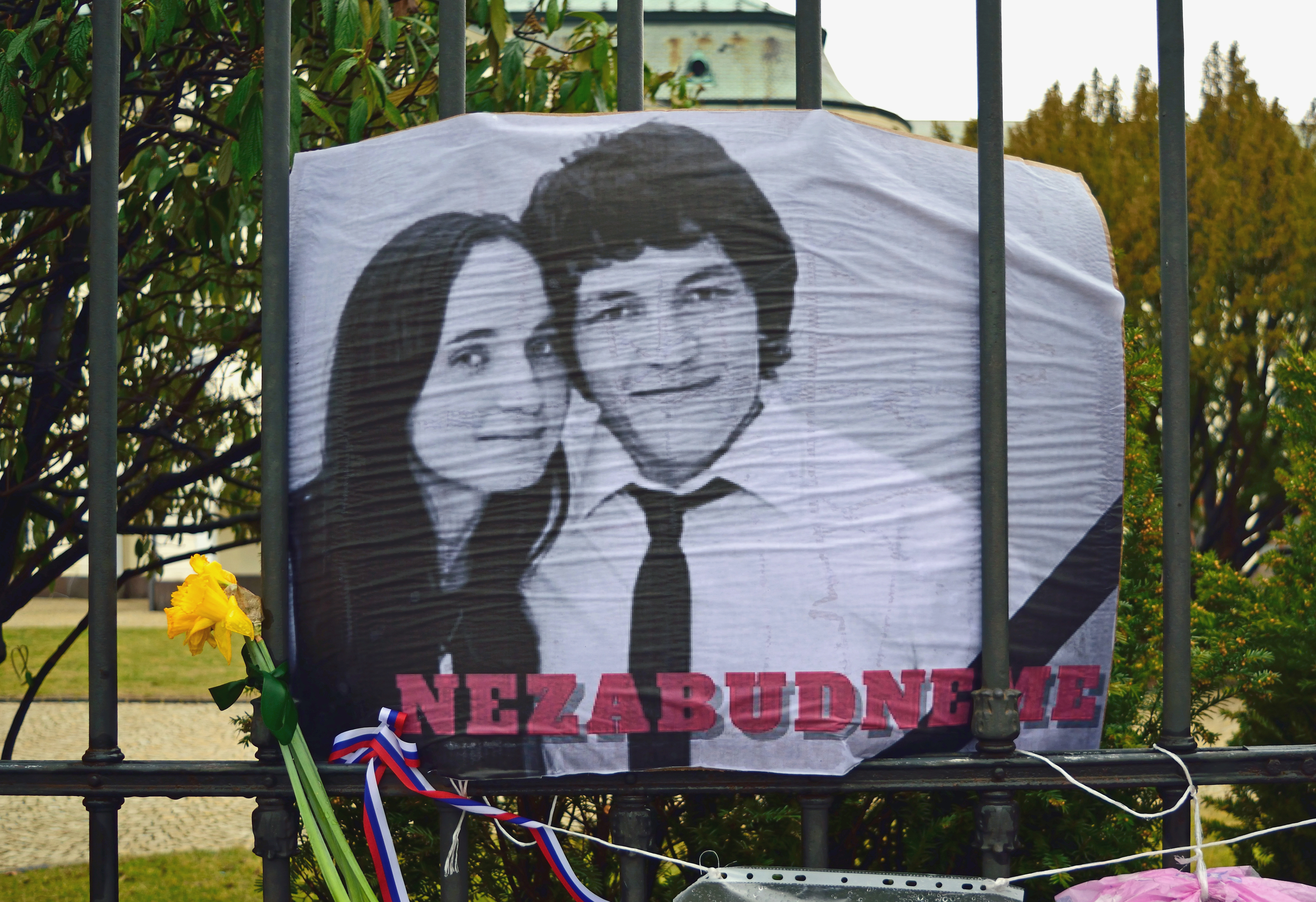 Curtea Supremă din Slovacia lansează o nouă anchetă în cazul asasinării jurnalistului Jan Kuciak, la opt ani după crimă 