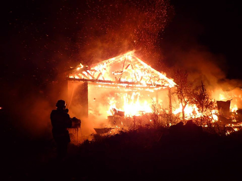 incendiu Satu Mare noaptea 161018 (6)