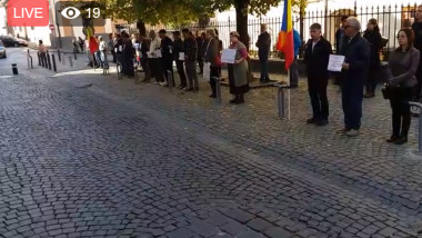 Protest în fața sediului PSD Sibiu față de OUG pe Legile Justiției