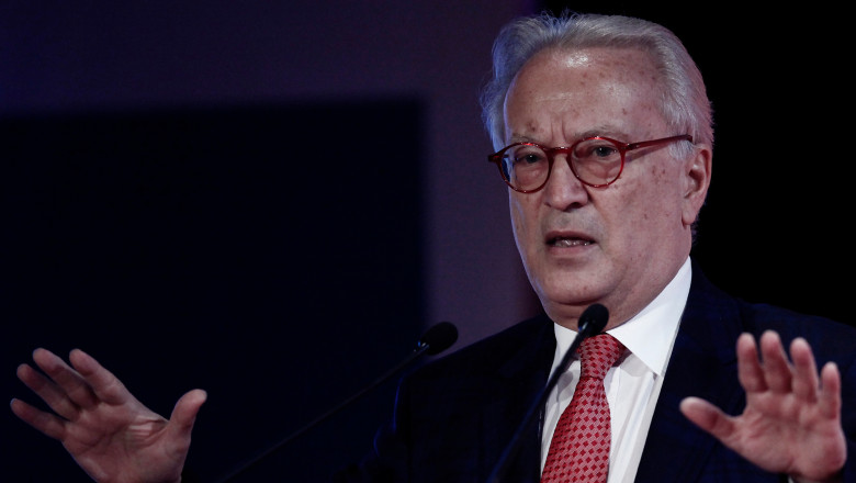 Hannes Swoboda fost lider S&D parlamentul european shutterstock_1086038909
