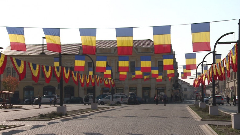 steaguri Piata Unirii Oradea