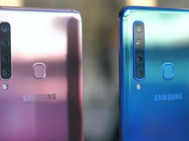 Primul smartphone cu patru camere foto