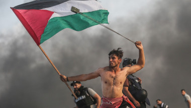Imaginea virală a unui protestatar în Gaza