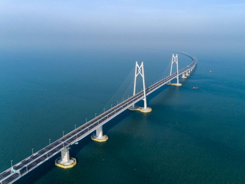 Hong Kong-Zhuhai bridge