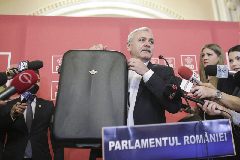 DRAGNEA_VALIZE_resize_012_INQUAM_Photos_Octav_Ganea