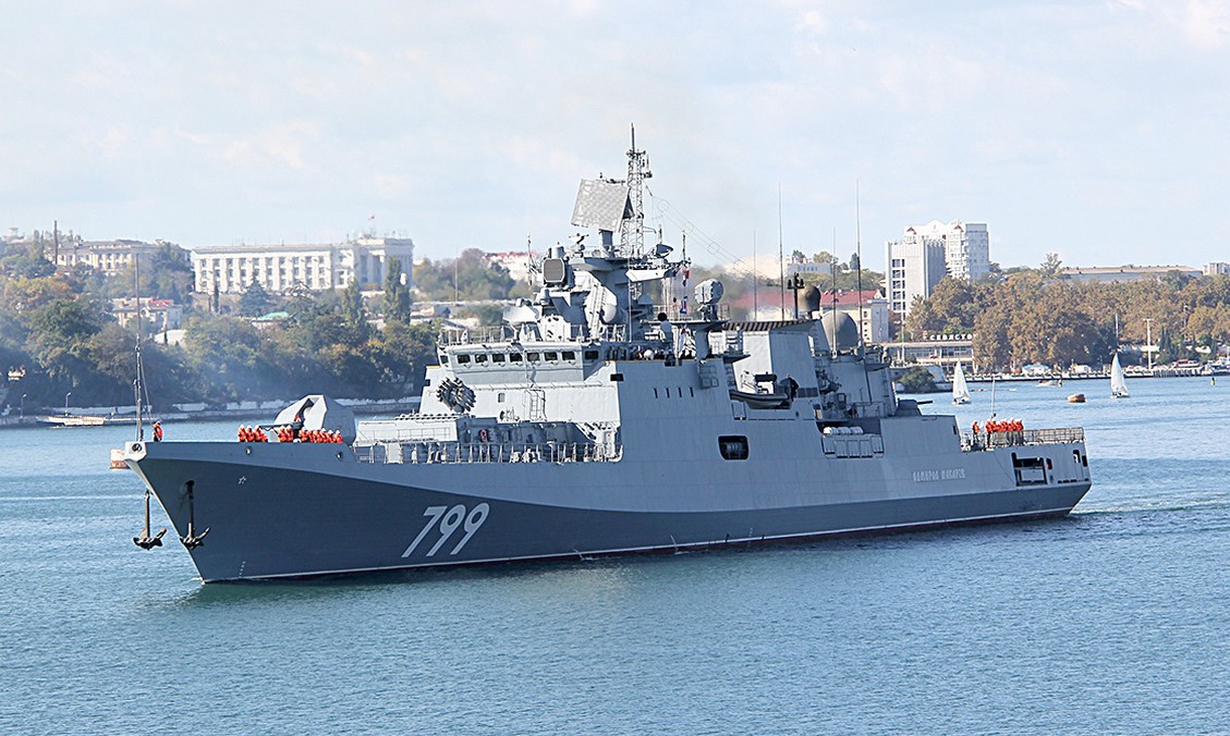 Un rus a vrut să arunce în aer o navă a Flotei Ruse de la Marea Neagră care transporta rachete. FSB spune că era antrenat de ucraineni