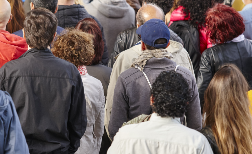 Studiu: 37% dintre romani traiesc de pe o zi pe alta