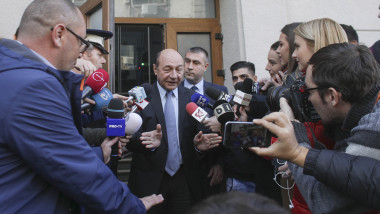 Traian Basescu iese de la DNA